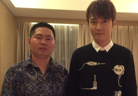 广州环球360与明星合影